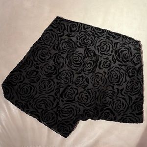 NWT Brooks Brothers Circle Scarf